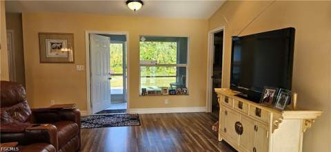 412 Cortez Ave, Lehigh Acres FL - photo 8 of 40