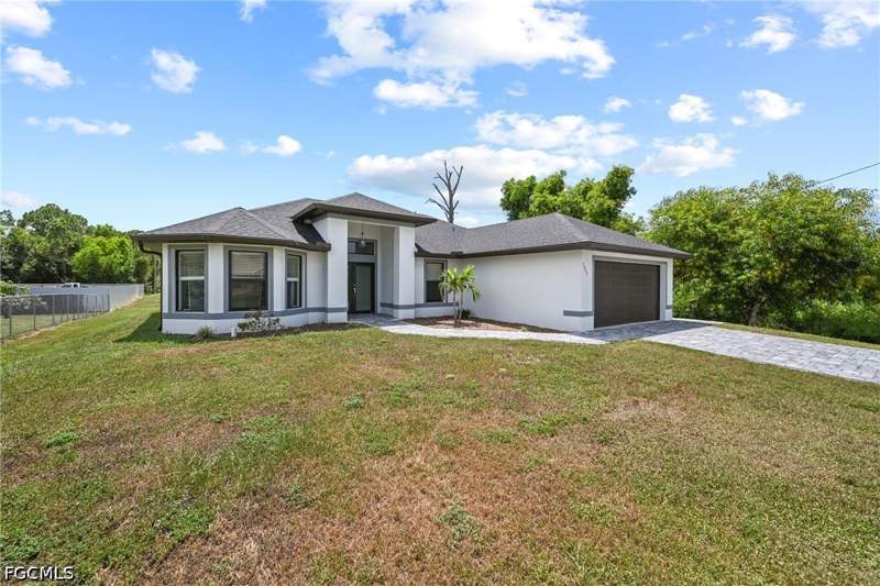 3 bedroom SingleFamilyResidence at 3805 6th St W, Lehigh Acres, Lehigh Acres — photo 3
