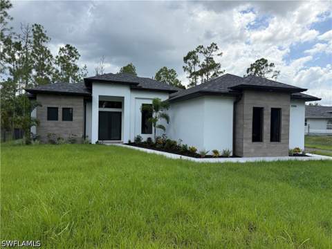 2594 50th Ave NE, Naples FL - photo 12 of 45