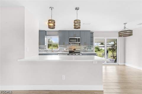 164 Coral Dr, Fort Myers FL - photo 8 of 31