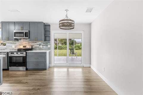 164 Coral Dr, Fort Myers FL - photo 9 of 31