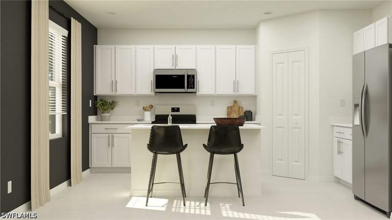 5 bedroom SingleFamilyResidence at 11866 Savanna Lakes Blvd, Savanna Lakes, Lehigh Acres — photo 3