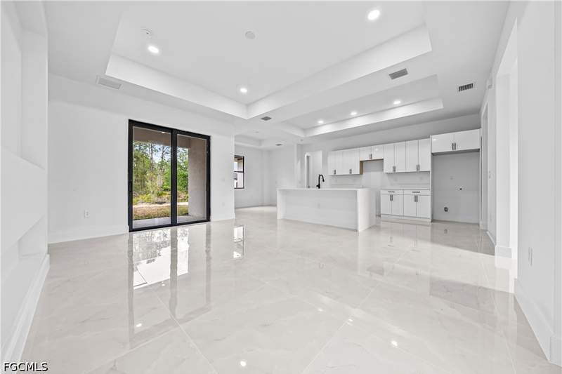 3 bedroom SingleFamilyResidence at 309 Radium Ave, Lehigh Acres, Lehigh Acres — photo 4