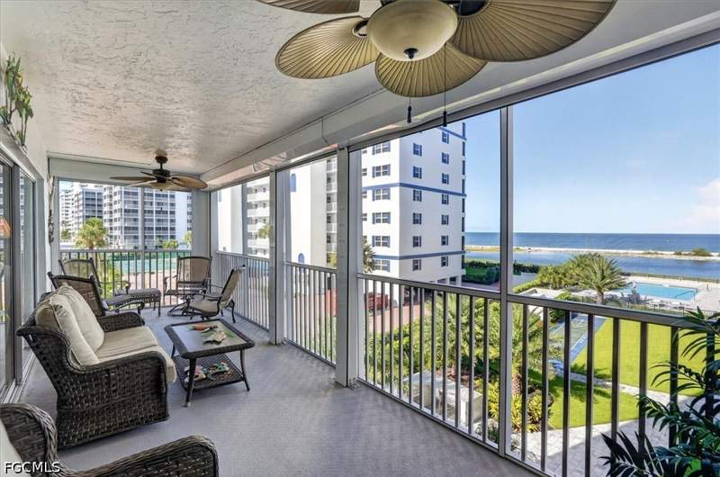 2 bedroom Condominium at 7000 Estero Blvd 205, Island Reef Condo, Fort Myers Beach — photo 2