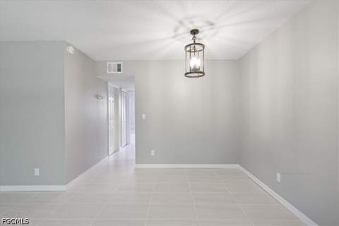 3225 E Riverside Dr 63F, Fort Myers FL - photo 9 of 28