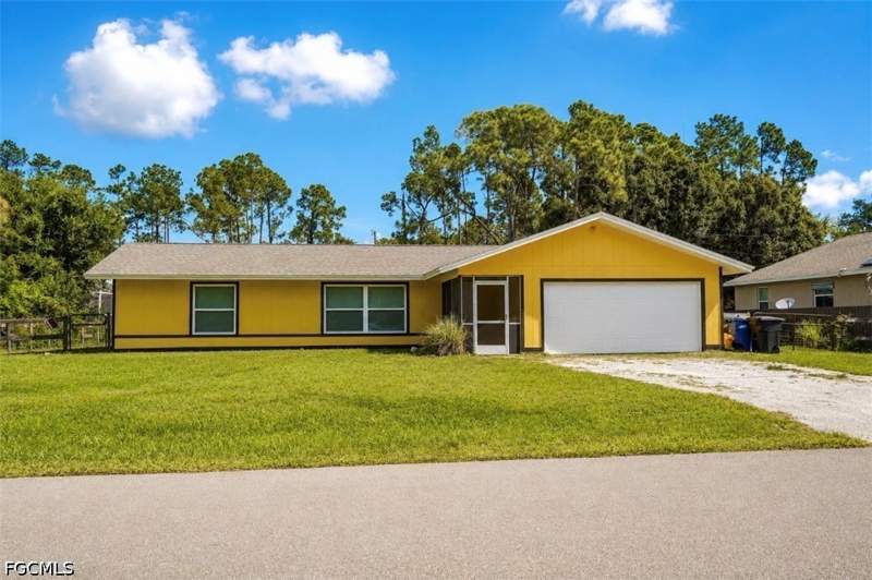3 bedroom SingleFamilyResidence at 504 W 9th St, Lehigh Acres, Lehigh Acres — photo 2