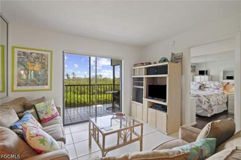 22652 Island Pines Way 154, Fort Myers Beach FL - photo 10 of 33