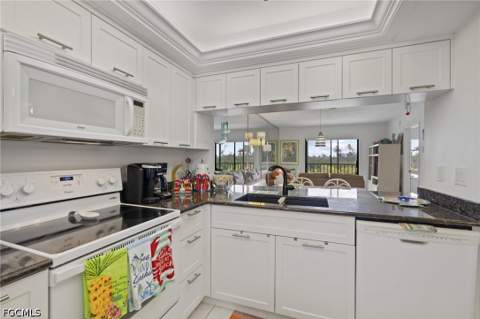 22652 Island Pines Way 154, Fort Myers Beach FL - photo 6 of 33