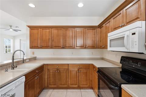 4327 Avian Ave, Fort Myers FL - photo 14 of 46
