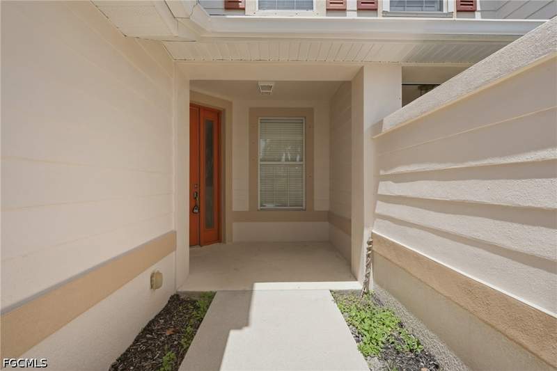 3 bedroom Attached at 4327 Avian Ave, Province Park, Fort Myers — photo 2