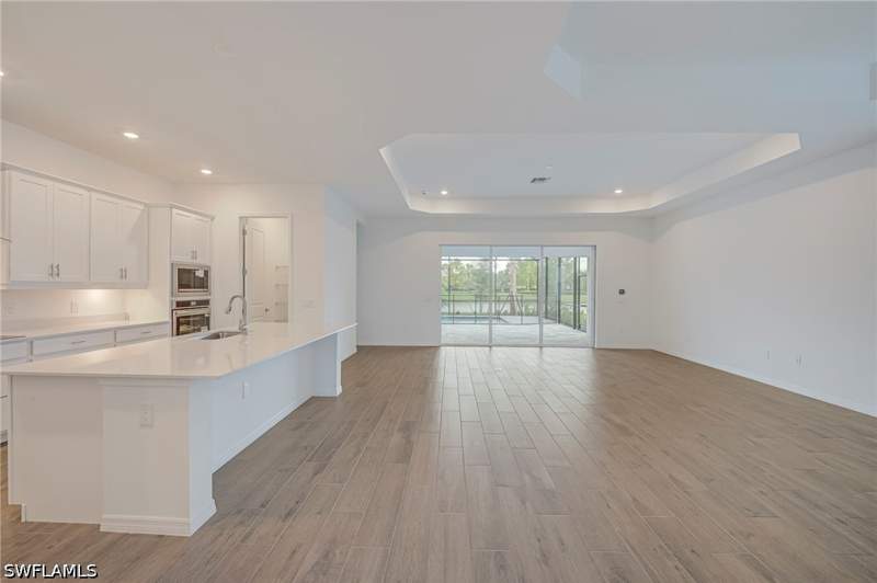 4 bedroom SingleFamilyResidence at 5457 Pikewood Ct, The National Golf & Country Club At Ave Maria, Ave Maria — photo 4