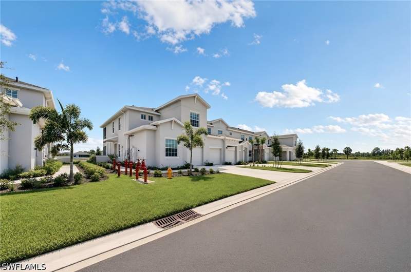 2 bedroom Condominium at 20520 Hazelnut Ct S 1912, Ibis Landing, Lehigh Acres — photo 2