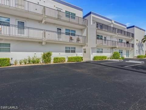 1152 Bald Eagle Dr A4, Marco Island FL - photo 15 of 24