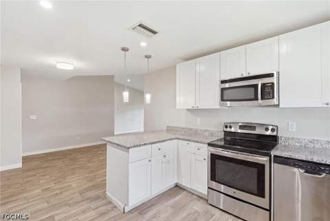 15771 Treasure Island Ln, Fort Myers FL - photo 15 of 32