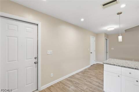 15771 Treasure Island Ln, Fort Myers FL - photo 16 of 32