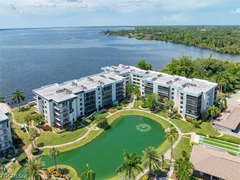 2 bedroom Condominium at 3490 N Key Dr 212, Schooner Bay, North Fort Myers — photo 2