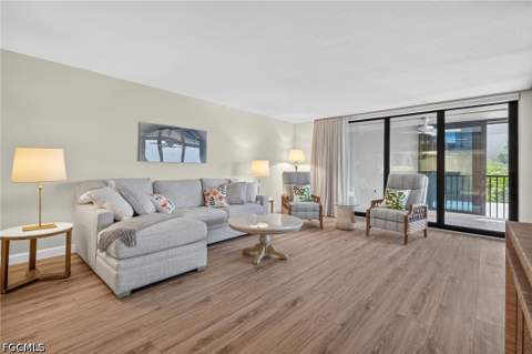 2929 W Gulf Dr 102, Sanibel FL - photo 15 of 43
