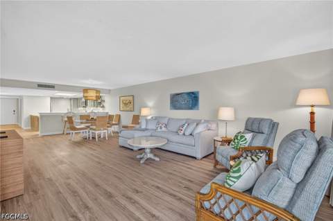 2929 W Gulf Dr 102, Sanibel FL - photo 8 of 43