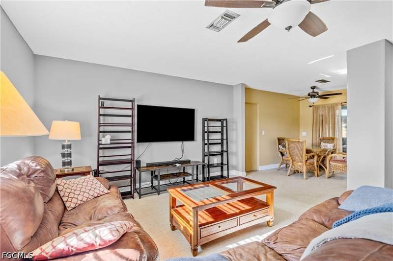 2 bedroom SingleFamilyResidence at 1402 SE 8th Pl, Cape Coral, Cape Coral — photo 5