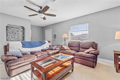 1402 SE 8th Pl, Cape Coral FL - photo 8 of 26