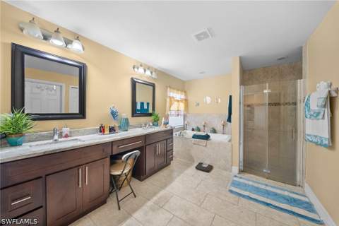 830 Albany Ave, Lehigh Acres FL - photo 22 of 34
