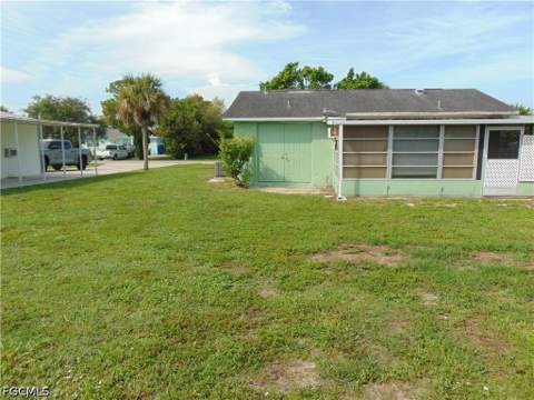 117 Stetson St, Lehigh Acres FL - photo 18 of 21
