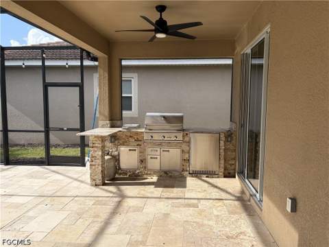 3272 Royal Gardens Ave, Fort Myers FL - photo 7 of 22