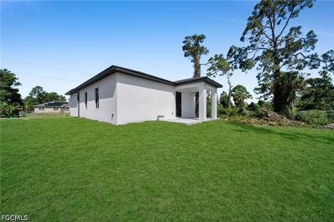 347 Columbus Blvd, Lehigh Acres FL - photo 21 of 27