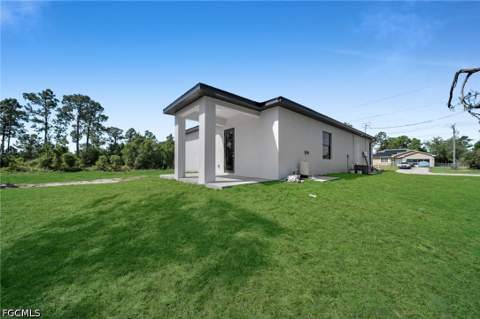 347 Columbus Blvd, Lehigh Acres FL - photo 22 of 27
