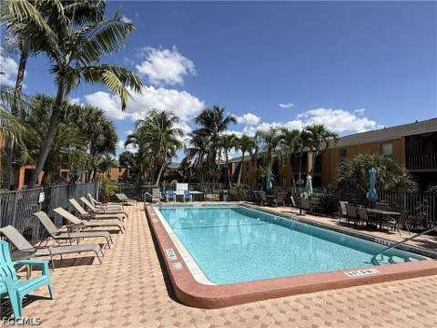 12656 Kenwood Ln B, Fort Myers FL - photo 20 of 22