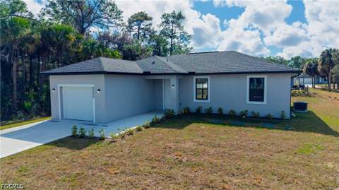 8050 Sherwood Cir, Labelle FL - photo 17 of 20