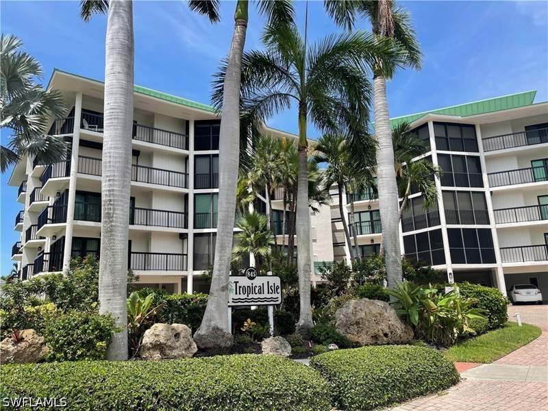 2 bedroom Condominium at 845 Collier Ct 502, Tropical Isle, Marco Island — photo 3