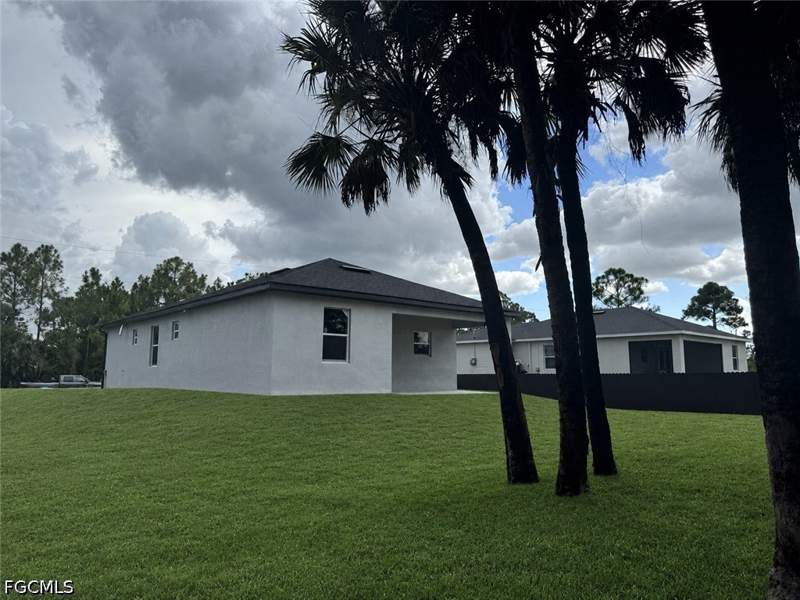 3 bedroom SingleFamilyResidence at 2508 21st St W, Lehigh Acres, Lehigh Acres — photo 3