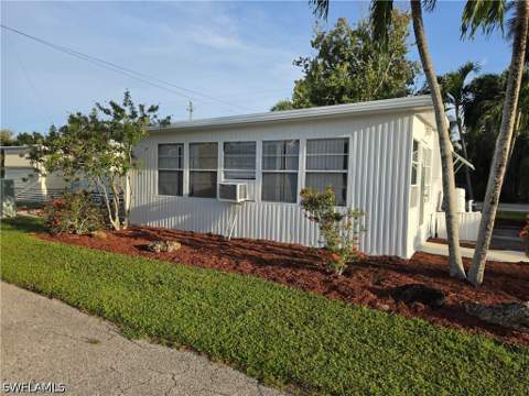 50 Temple Ln, Naples FL - photo 7 of 22