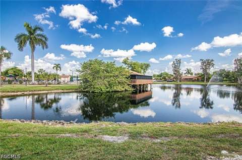 17421 Birchwood Ln 2, Fort Myers FL - photo 6 of 26