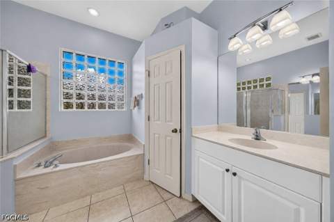 816 Palmetto Ave, Lehigh Acres FL - photo 21 of 43