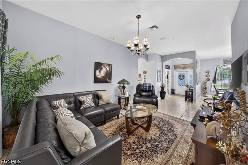 3 bedroom SingleFamilyResidence at 816 Palmetto Ave, Lehigh Acres, Lehigh Acres — photo 5