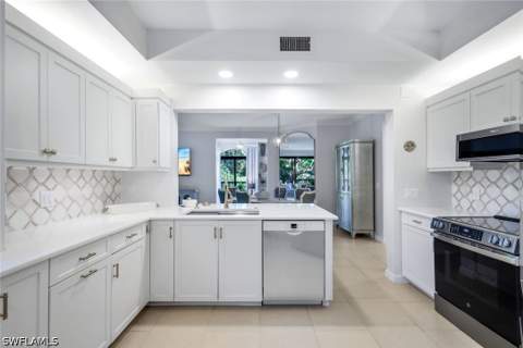6520 Valen Way 104, Naples FL - photo 15 of 44