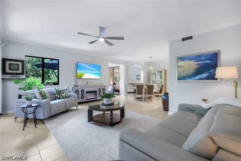 6520 Valen Way 104, Naples FL - photo 8 of 44