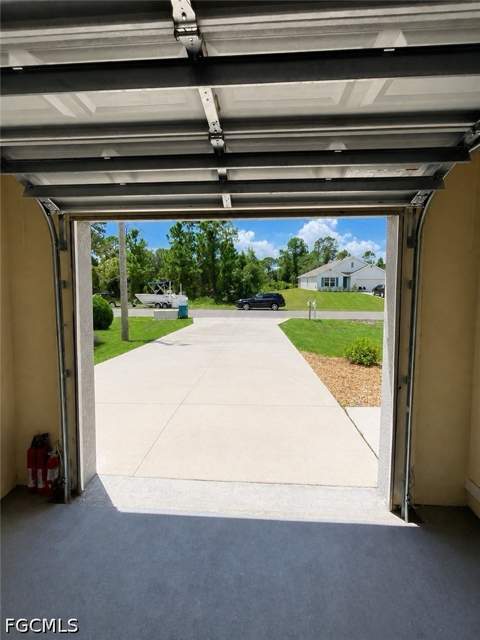 5013 SE Tradewinds Cir, Labelle FL - photo 13 of 14