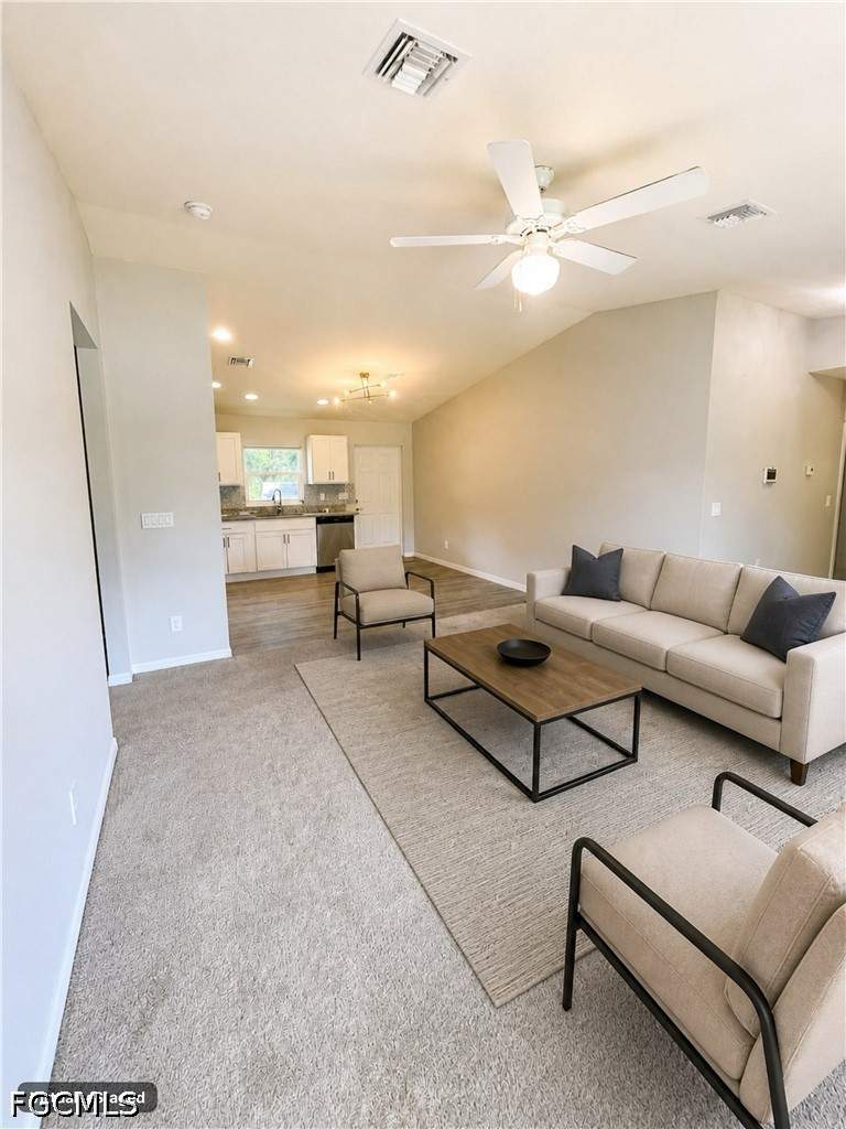 3 bedroom SingleFamilyResidence at 5013 SE Tradewinds Cir, Port Labelle, Labelle — photo 3