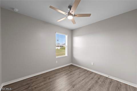 332 SW 29th Ave, Cape Coral FL - photo 10 of 35