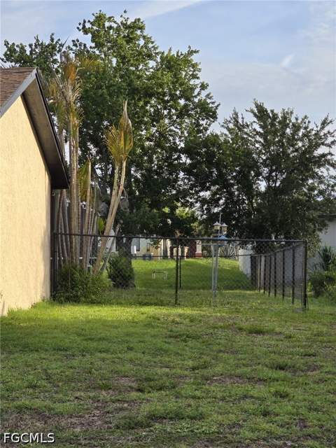 2816 9th St SW, Lehigh Acres FL - photo 15 of 15