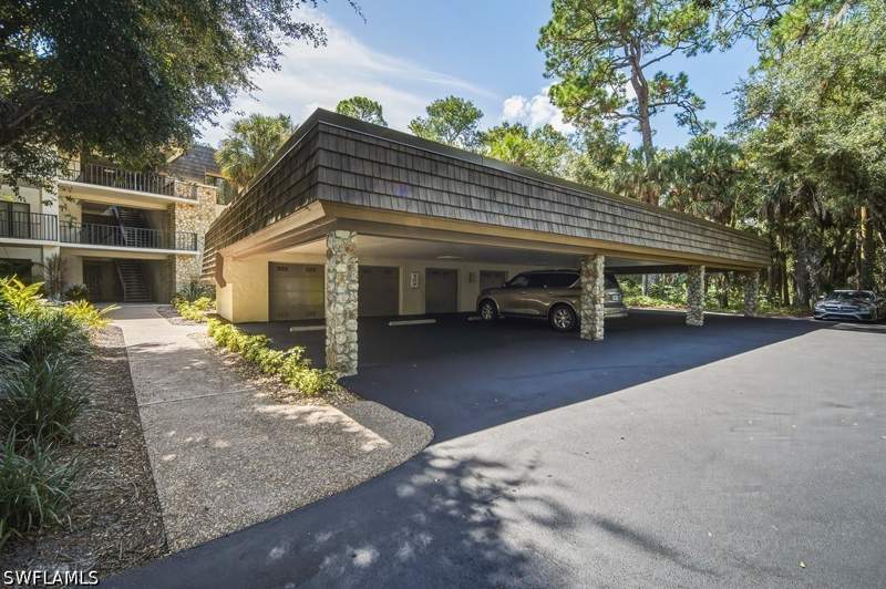 2 bedroom Condominium at 103 Clubhouse Dr 152, Wilderness Country Club, Naples — photo 2