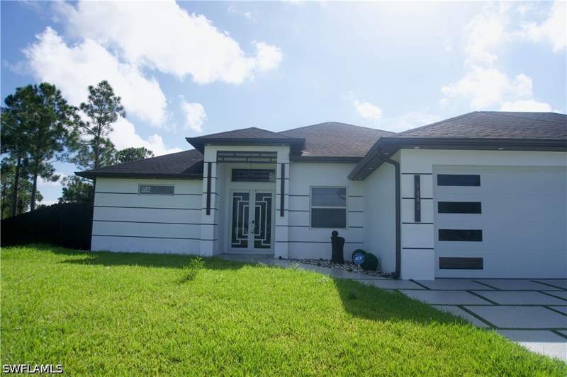 3 bedroom SingleFamilyResidence at 1002 Wagner Ave, Lehigh Acres, Lehigh Acres — photo 3