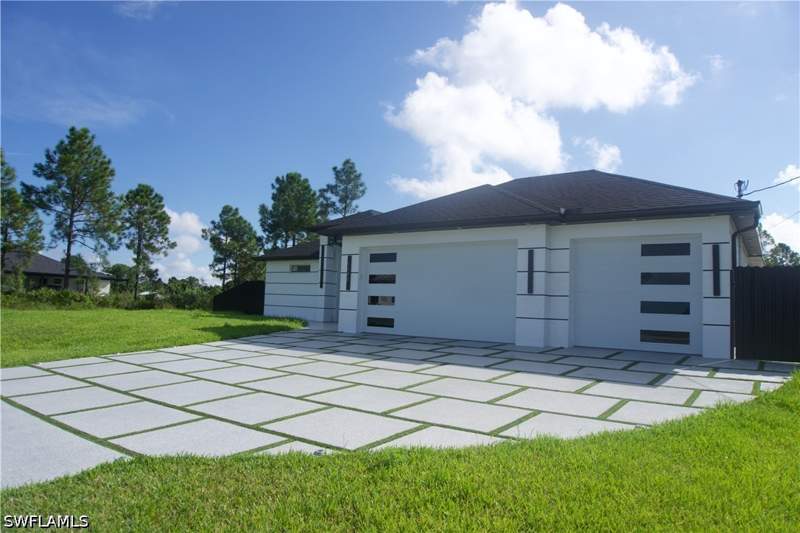 3 bedroom SingleFamilyResidence at 1002 Wagner Ave, Lehigh Acres, Lehigh Acres — photo 4