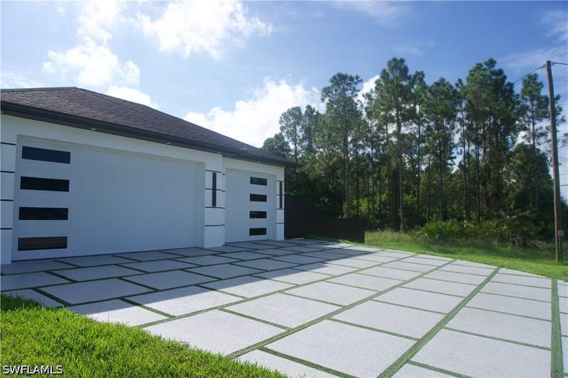 3 bedroom SingleFamilyResidence at 1002 Wagner Ave, Lehigh Acres, Lehigh Acres — photo 5