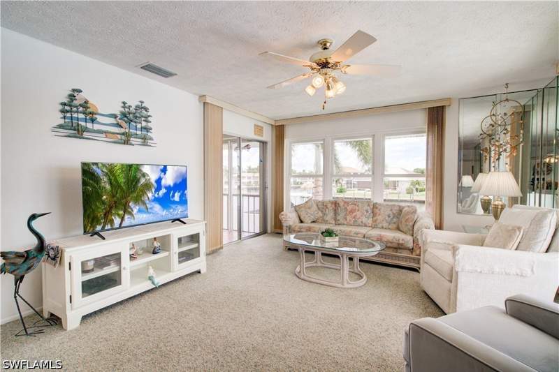 2 bedroom Condominium at 4104 SE 18th Ave 2D, Coral Del Rio Condo, Cape Coral — photo 5