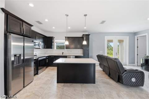 4240 62nd Ave NE, Naples FL - photo 6 of 34