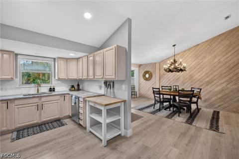 9076 Mockingbird Dr, Sanibel FL - photo 14 of 50